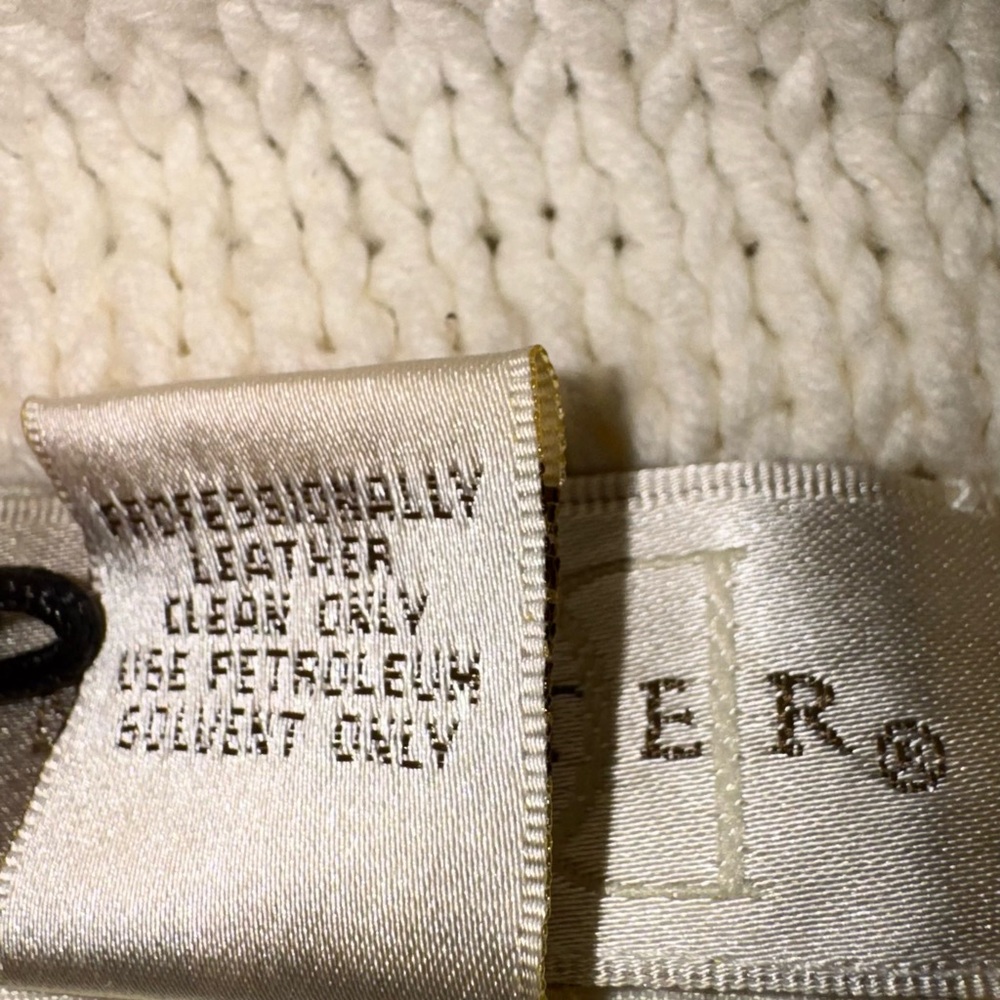 Vintage Doncaster Ivory Quilted Lined Sweater Jacket with Black Leather Trim - Picture 15 of 15